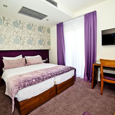 Hotel Gala Split Podstrana Ngoại thất bức ảnh