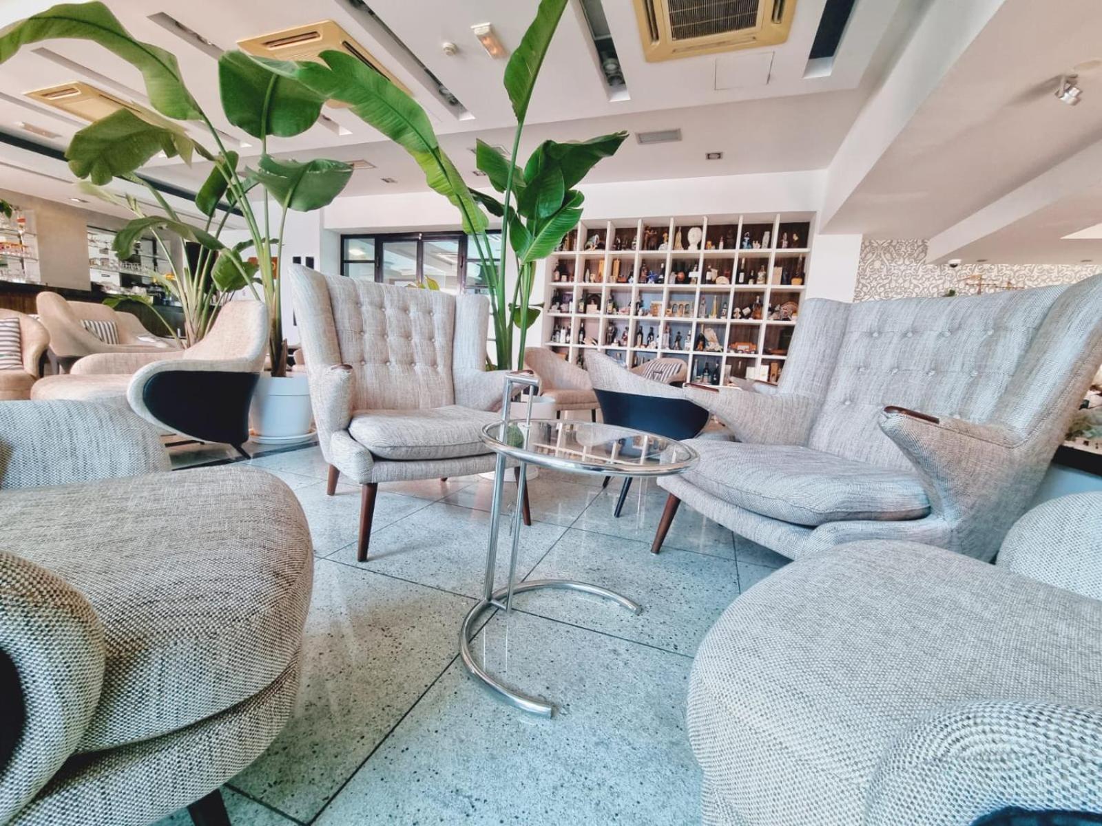 Hotel Gala Split Podstrana Ngoại thất bức ảnh