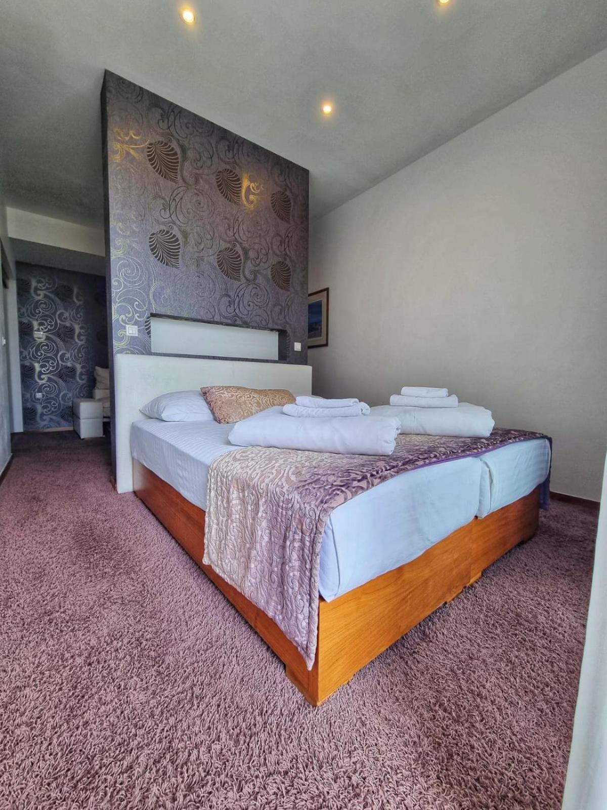 Hotel Gala Split Podstrana Ngoại thất bức ảnh