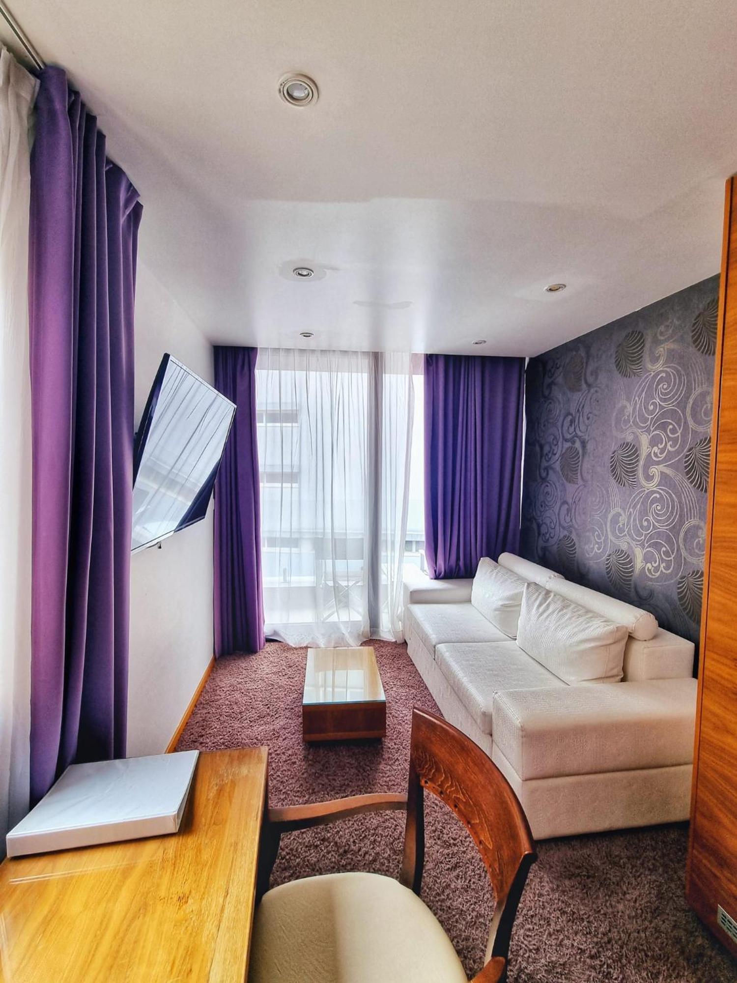 Hotel Gala Split Podstrana Ngoại thất bức ảnh