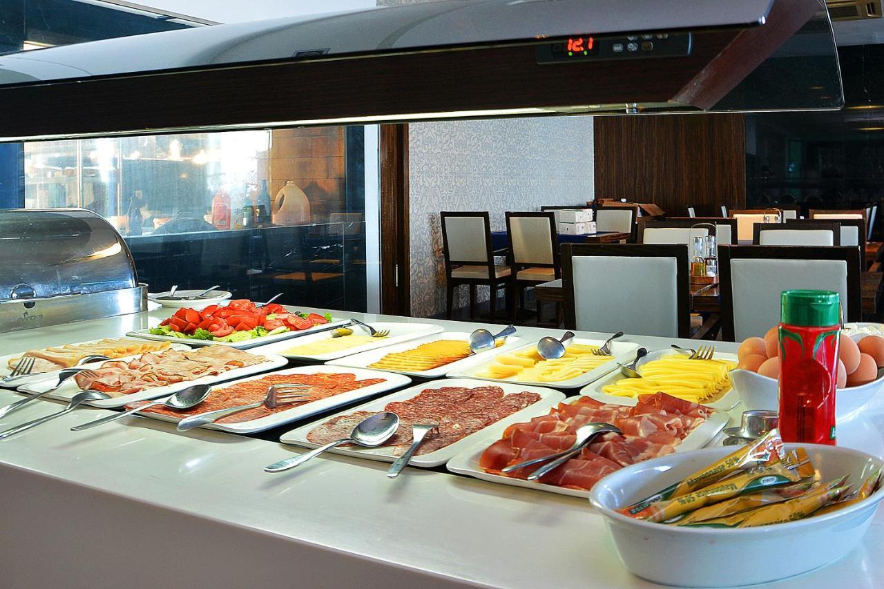 Hotel Gala Split Podstrana Ngoại thất bức ảnh